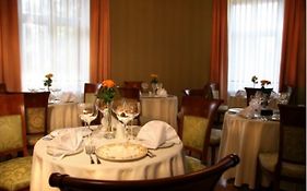 Hotel Ostoya Palace